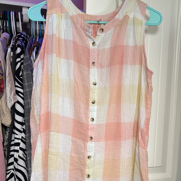Free People Tops - Free People Pink and White Button-Up Top